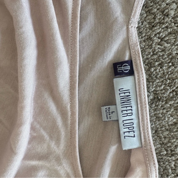 Jennifer Lopez long sleeve top - size large. - Picture 2 of 4